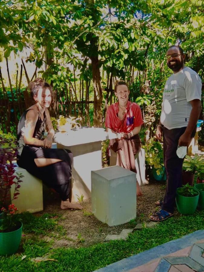 Thusitha S Nest Hotel Dikwella Kültér fotó